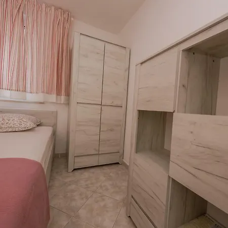 Mateo Apartman