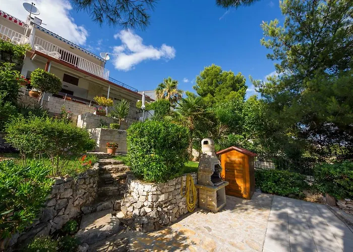 Mateo Appartamento Traù